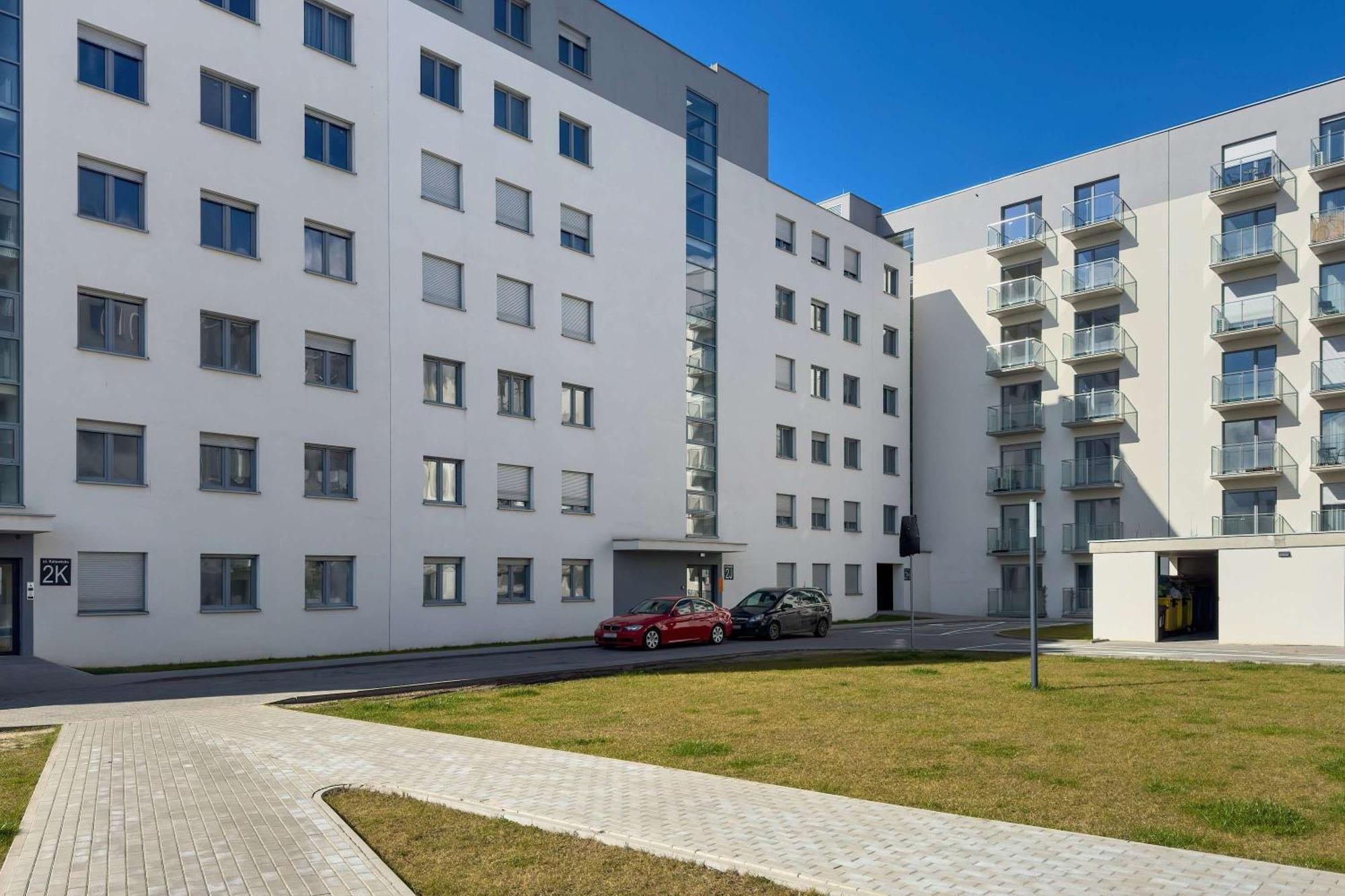Modern With Ac Near Malta By Renters Poznań